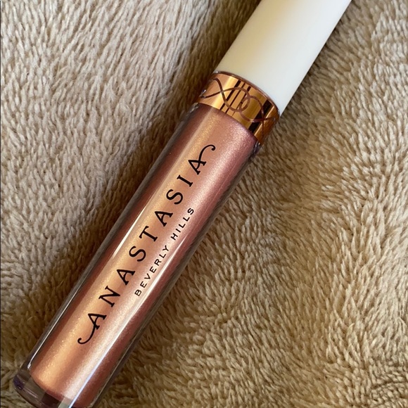 anastasia beaming liquid lipstick